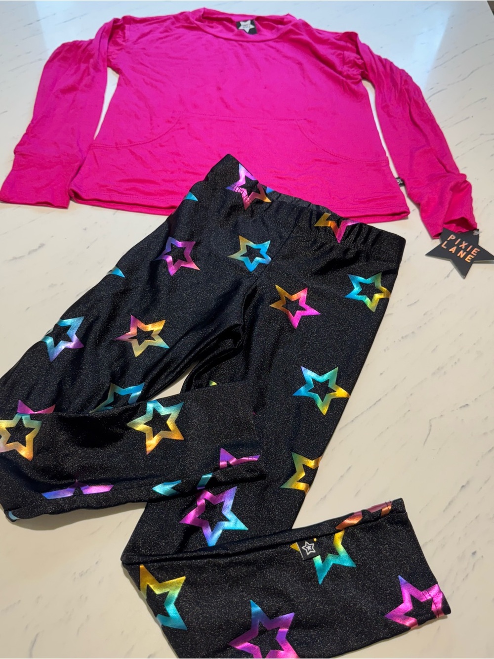 Hot Pink Top with Black Star Print Leggings NWT